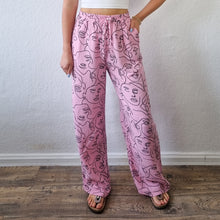 Alva-Face Musselin Hose