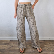 Alva-Face Musselin Hose