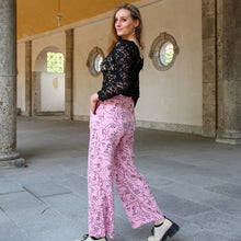 Alva-Face Musselin Hose