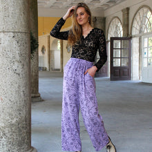 Alva-Face Musselin Hose