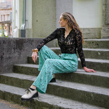 Alva-Face Musselin Hose