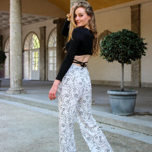 Alva-Face Musselin Hose