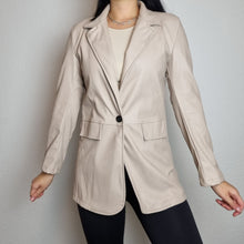 Josephine Blazer